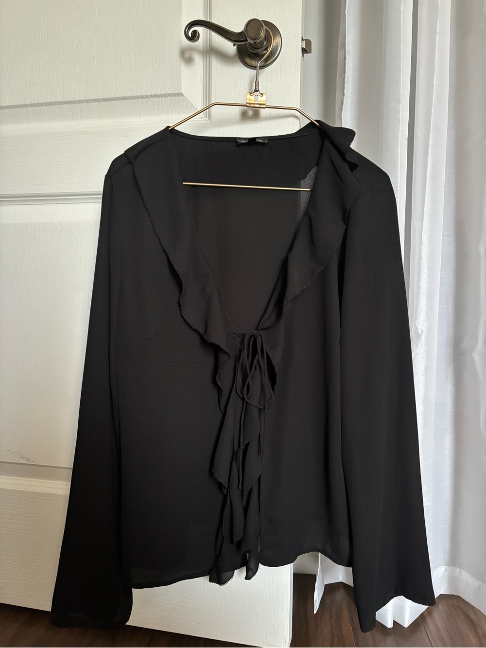 Dynamite Black Ruffle Tie-Front Blouse